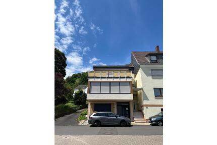 Hochwertig saniertes Einfamilienhaus mit Dachterrasse - Koblenz Bisholder