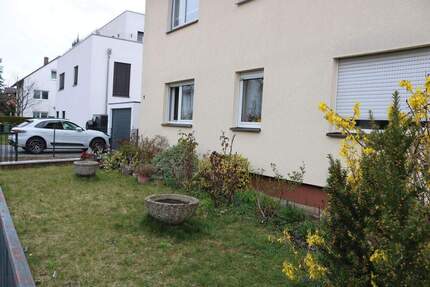 Gepflegte 3-Zimmer-Wohnung mit Gartennutzung in Stein - ruhiges 3-Parteien-Haus - TOP LAGE!