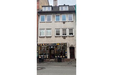 Vermietetes Mehrfamilienhaus mit Gewerbeeinheit in Kassel