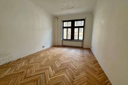 Wohnung zum Mieten in Stuttgart 2.600,00 € 120.14 m²