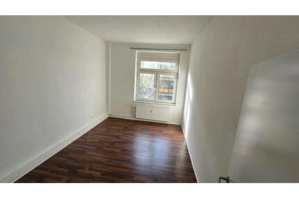 helle und geräumige Altbauwohnung in Oberhausen