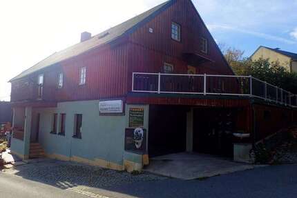 Haus zum Kaufen in Saupsdorf 245.000,00 € 254 m²