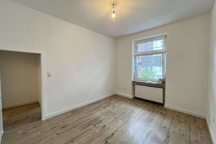 Wohnung zum Kaufen in Düsseldorf 305.000,00 € 55.3 m²