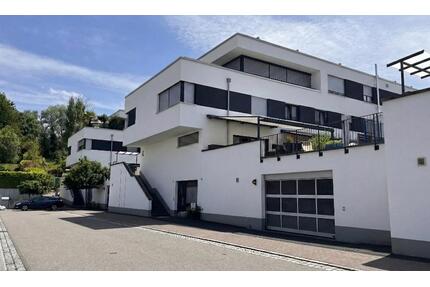 Exklusive 5,5-Zimmer-Eckwohnung mit Haus-Charakter & Studio - Rümmingen