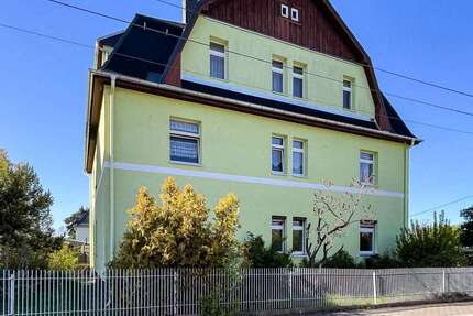 Haus zum Kaufen in Lugau 169.000,00 € 340 m²