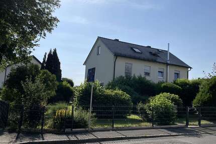Haus zum Kaufen in Tirschenreuth 180.000,00 € 92 m²
