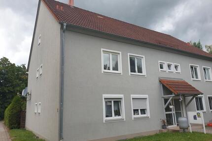 3-Zimmer-Wohnung mit 2 Stellp. in Speichersdorf – 190.000.- € VB