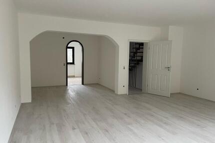 Gepflegtes Einfamilienhaus mit Carport in Wuppertal Elberfeld - Düsseldorf Stadtbezirk 3