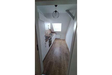 ATLAS IMMOBILIEN: - renovierte 2- Raum-Wohnung in der Oststraße 5 - Erfurt Johannesplatz