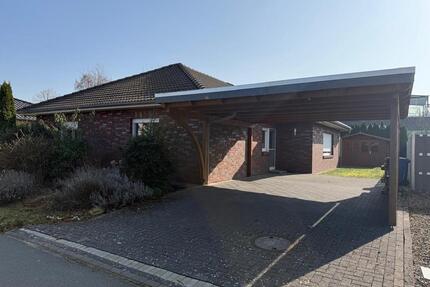 moderner Bungalow mit Garten & Carport in Hambergen, OT Ströhe