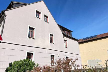 * schöne, familienfreundliche Wohnung im Erdgeschoss eines sanierten Altbaus - ID 6597* - Nossen