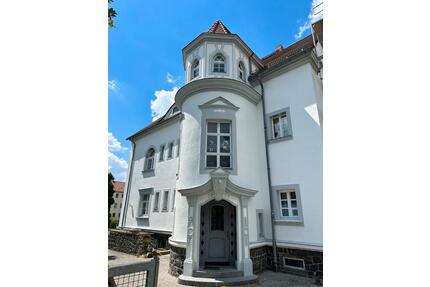 5-Raum Altbau Denkmal 152m2 Fußbodenh WiGarten Garage Einbauküche - Wurzen