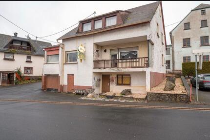 Haus zu vermieten Wohn- und Geschäftshaus zu vermieten - Uersfeld