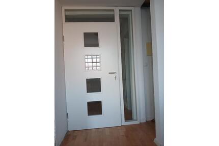 Helle 3-Zimmer-Wohnung mit Einbauküche, 2 Badezimmern und Garten - Göppingen Faurndau