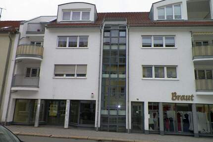 2-Raumwohnung mit Loggia - 360,00&nbsp;EUR Kaltmiete, ca.&nbsp; 60,20&nbsp;m&sup2;&nbsp;Wohnfl&auml;che in Zwickau (PLZ: 08056) Bahnhofsvorstadt