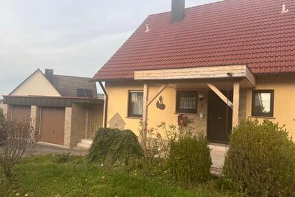 Einfamilienhaus mit Einliegerwohnung BJ 1980 - Michelau im Steigerwald