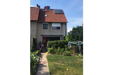 Haus, Reihenendhaus in Querum - 1.400,00&nbsp;EUR Kaltmiete, ca.&nbsp; 108,00&nbsp;m&sup2; in Braunschweig (PLZ: 38108) Wabe-Schunter-Beberbach