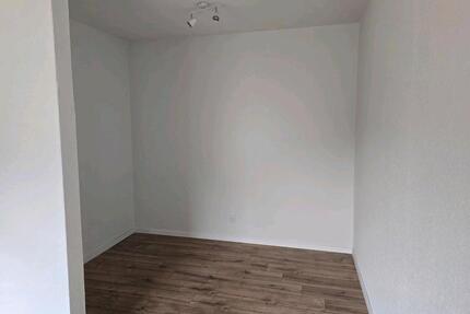 Wohnung zu vermieten 35 qm komplett saniert - Salzgitter