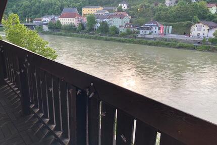 Große 6-Zimmer Wohnung in der Altstadt mit Salzachblick - Burghausen