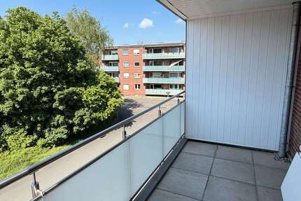 Wohnung zum Kaufen in Emmerich am Rhein 145.000,00 € 71.95 m²