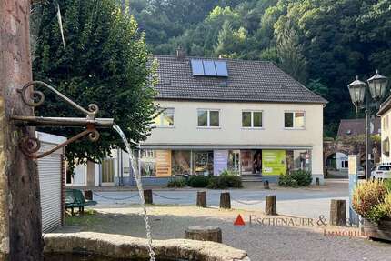 Haus zum Kaufen in Schönau 285.000,00 € 292 m²