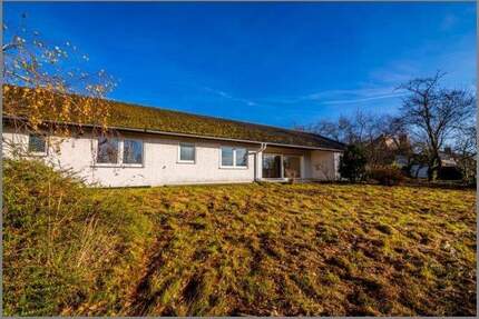 Träume entwickeln! 215qm Bungalow mit großem Grundstückspaket! - Rheinau-Freistett