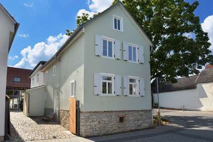 Haus zum Kaufen in Kelkheim (Taunus) 590.000,00 € 115 m²