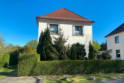 Ein- bis 2 Familienhaus in ruhiger Lage von Bremen Nord