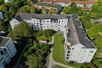 Gepflegte 3 ZKB-Dachgeschosswohnung in Baunatal-Altenbauna!