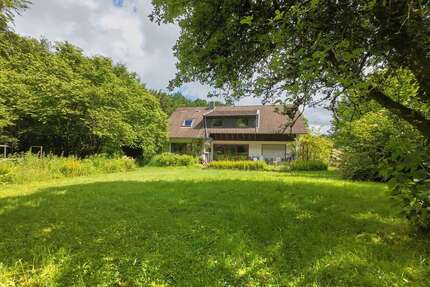 Haus zum Kaufen in Aachen 1.150.000,00 € 230 m²