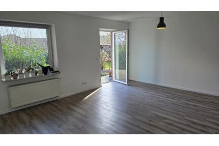 Viöl, EG-Wohnung mit Garten - 800,00&nbsp;EUR Kaltmiete, ca.&nbsp; 79,00&nbsp;m&sup2; in Viöl (PLZ: 25884)