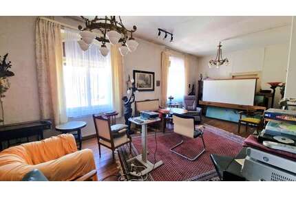 Wohnung zum Kaufen in Annweiler am Trifels 159.000,00 € 199 m²