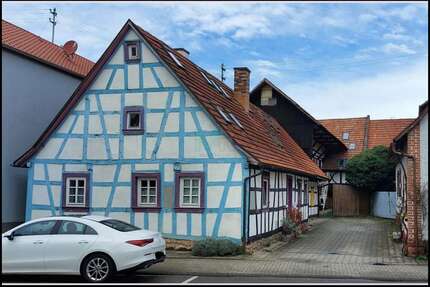 Haus zum Kaufen in Hatzenbühl 595.000,00 € 424 m²