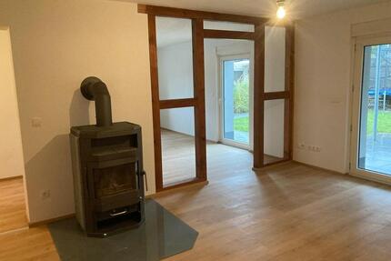 Helle 3-Zimmer-Wohnung (77 qm) mit überdachter Terrasse - Lauda-Königshofen