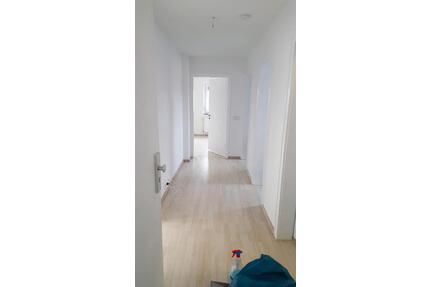 70qm DG Wohnung Marktredwitz - 600,00&nbsp;EUR Kaltmiete, ca.&nbsp; 70,00&nbsp;m&sup2; in Marktredwitz (PLZ: 95615)