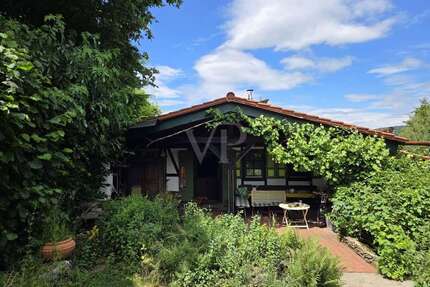 Haus zum Kaufen in Weilrod 280.000,00 € 86 m²