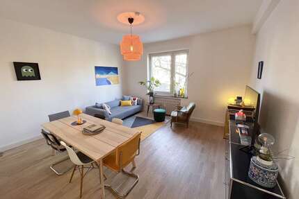 Wohnung zum Mieten in Düsseldorf 1.300,00 € 90 m²