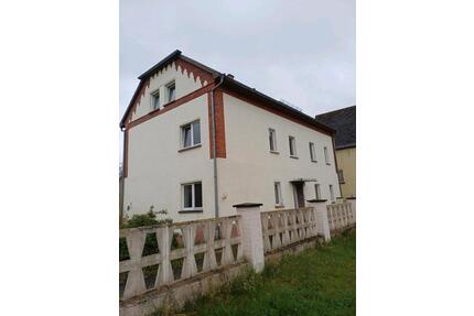 2 Raumwohnung in Neukirchen - 350,00&nbsp;EUR Kaltmiete, ca.&nbsp; 50,00&nbsp;m&sup2; in Frohburg (PLZ: 04654)