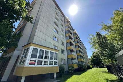 Wohnung zum Mieten in Chemnitz 337,00 € 55.58 m²