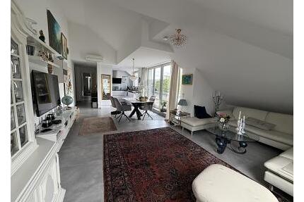 ZEITLOSES WOHNEN MIT CHARAKTER - 685.000,00&nbsp;EUR Kaufpreis, ca.&nbsp; 130,00&nbsp;m&sup2;&nbsp;Wohnfl&auml;che in Düsseldorf (PLZ: 40468)