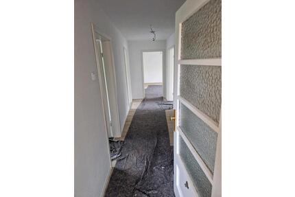 3 Zimmer Wohnung Schuntersiedlung komplett renoviert 700€ KM - Braunschweig Wabe-Schunter-Beberbach