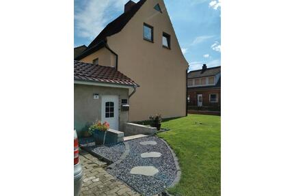 Einfamilienhaus plus Baugrundstück - Barnstorf