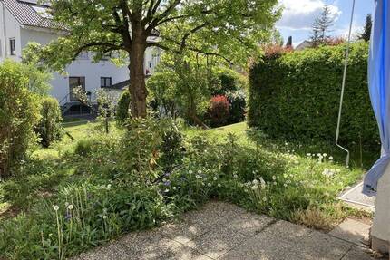 Im EG und DG in grüner, ruhiger Lage leben! - Korntal-Münchingen