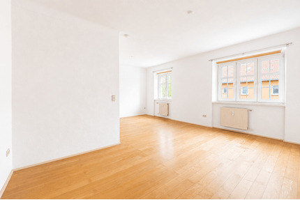?? Ruhige Wohnung nahe Bosepark - Helle 3-Zi Whg mit Top-Grundriss, sonnigen Balkon,EBK & Potenzial - Berlin Tempelhof