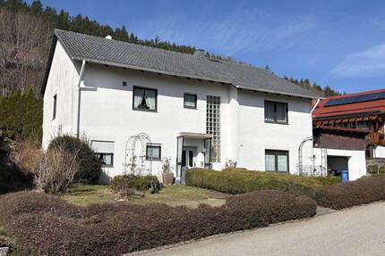 Herrlich ruhig gelegenes Wohnhaus mit ELW - Meßstetten Tieringen