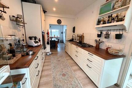 Wohnen, wo alles zu Fuß erreichbar ist - Reihenendhaus in MG Holt - Mönchengladbach West