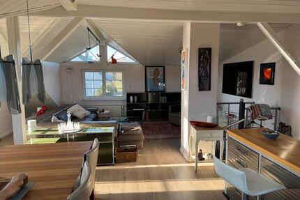 Möblierte helle Maissonett-Wohnung - Felsberg