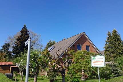 Haus zum Kaufen in Eddelak 269.000,00 € 125.89 m²