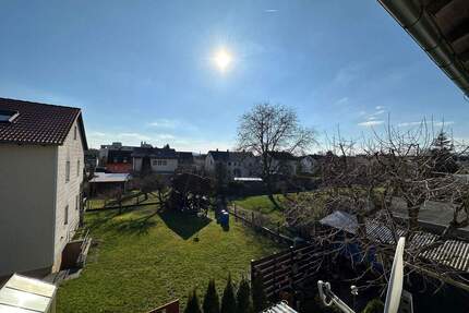 Familienfreundliche 4-Zimmer-Wohnung nahe Klinikum - Eckersdorf Donndorf