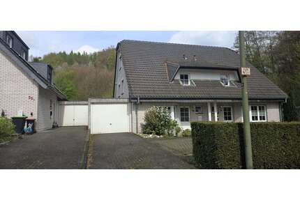 Haus zum Mieten in Odenthal 2.430,00 € 163 m²